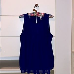 BCBGeneration sleeveless silk top